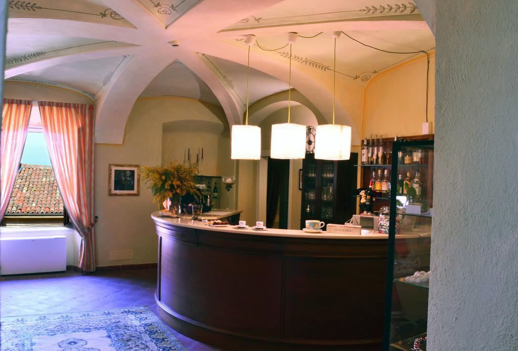 La Foresteria Del Castello - Wellness Hotel In Dimora Storica CastellʼAlfero Dış mekan fotoğraf