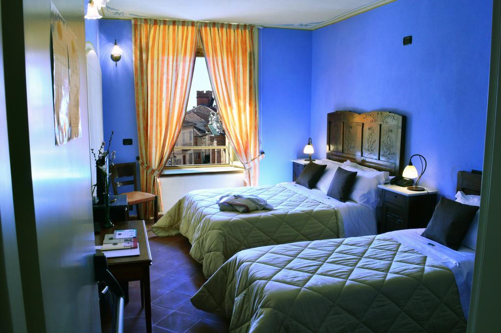 La Foresteria Del Castello - Wellness Hotel In Dimora Storica CastellʼAlfero Dış mekan fotoğraf
