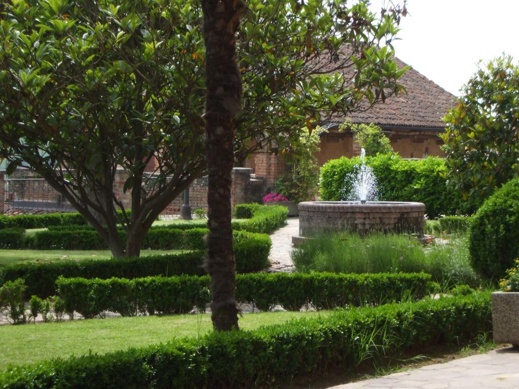 La Foresteria Del Castello - Wellness Hotel In Dimora Storica CastellʼAlfero Dış mekan fotoğraf